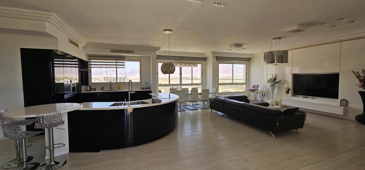 Luxury Exclusive Top Class Apartments Near The Sea With Pool Eilat Eksteriør billede
